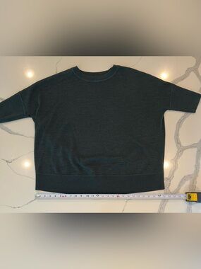 Anthropologie womens Forest Green Crewneck Sweater